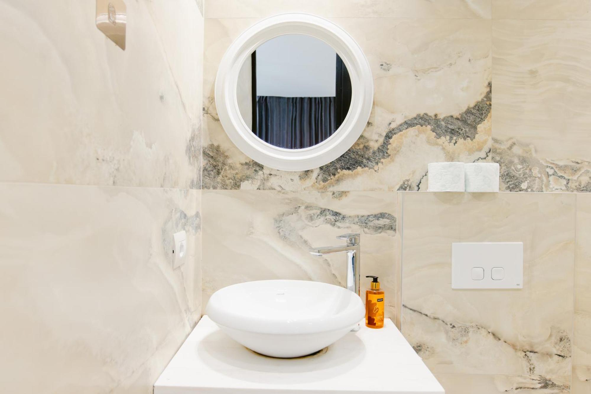 Durres Str Modern - The Nest Appartement *